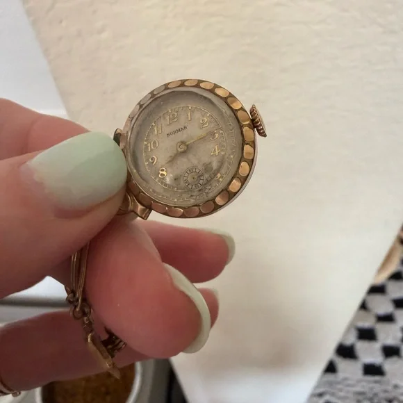 Vintage Norman Bow Drop Gold Watch Brooch - Picture 2 of 3